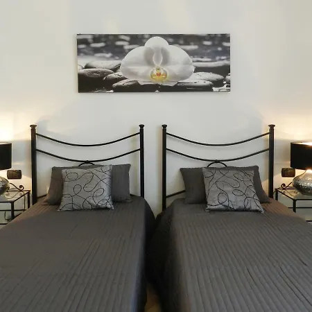 Brooklyn Apartment *
